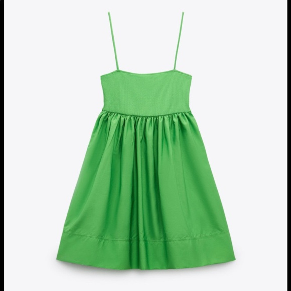 ZARA Contrasting Voluminous Dress - Green